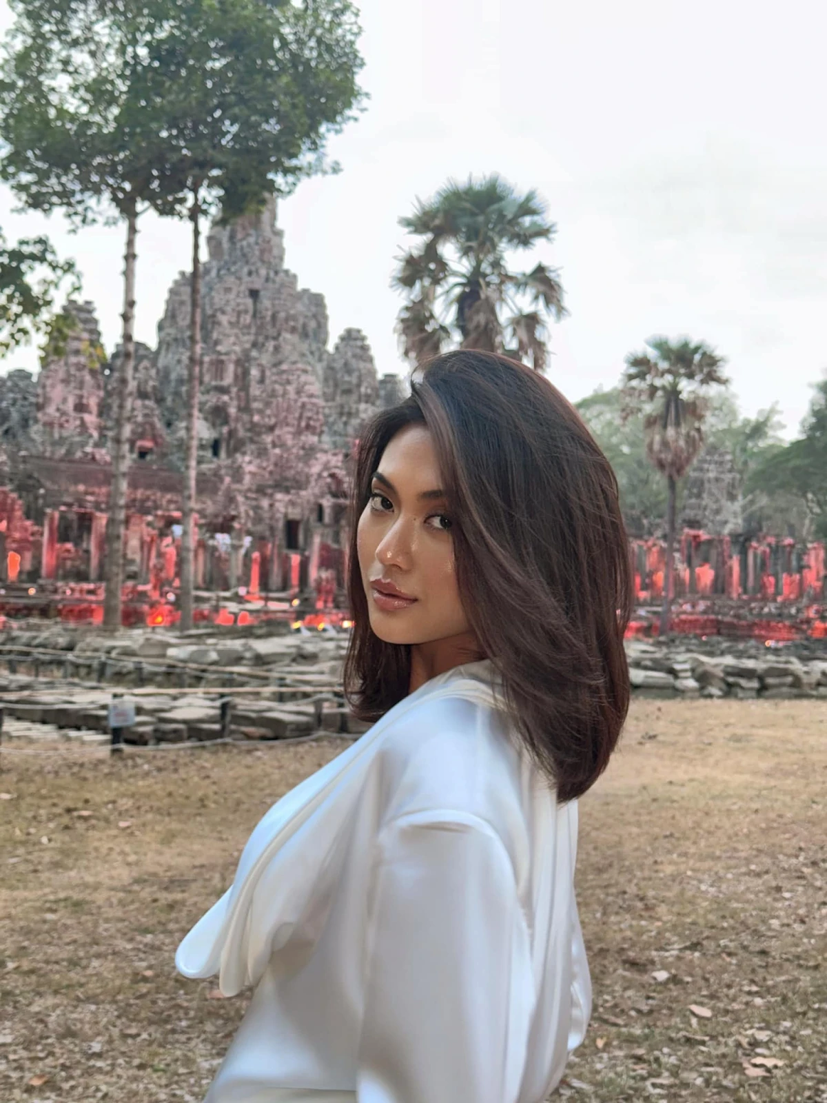 Miss Cosmo 2024 sang Siem Reap diễn vedette, show đẳng cấp nhất ở Campuchia - Hình 5