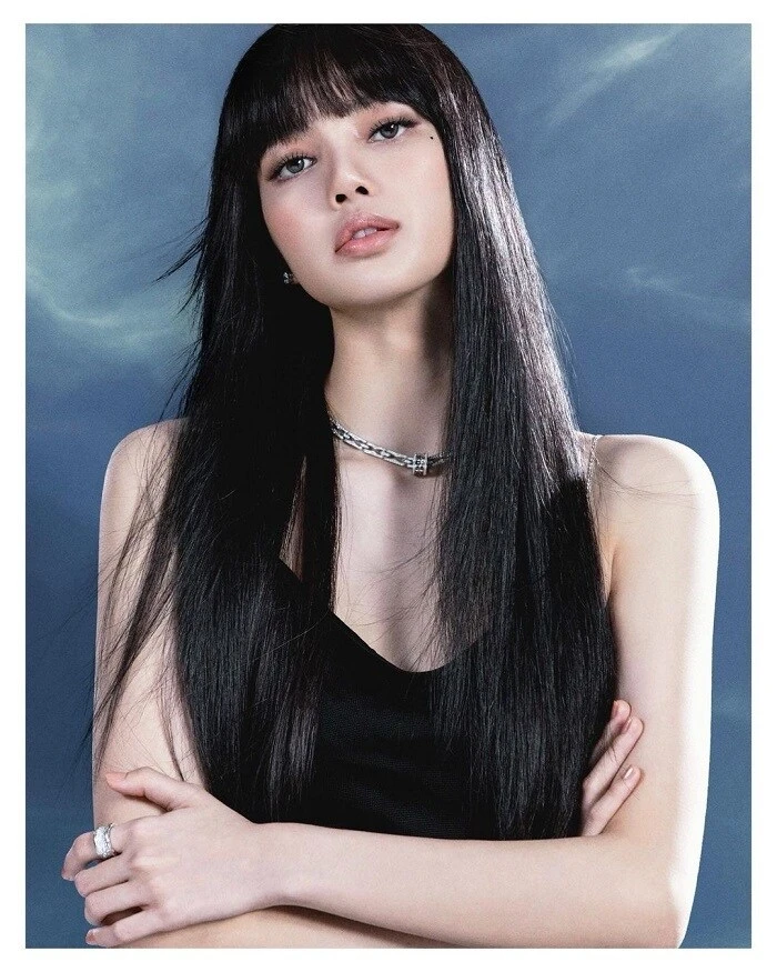 Lisa (BLACKPINK) bị tế sống, cạnh khoé tài sản, fan bức xúc làm lớn chuyện - Hình 2