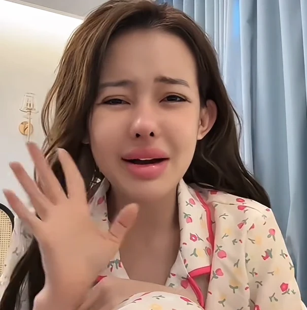 Ngân 98 mukbang tôm hùm, CĐM rùng mình phát hiện có vật lạ, 1 chi tiếc sốc hơn - Hình 3