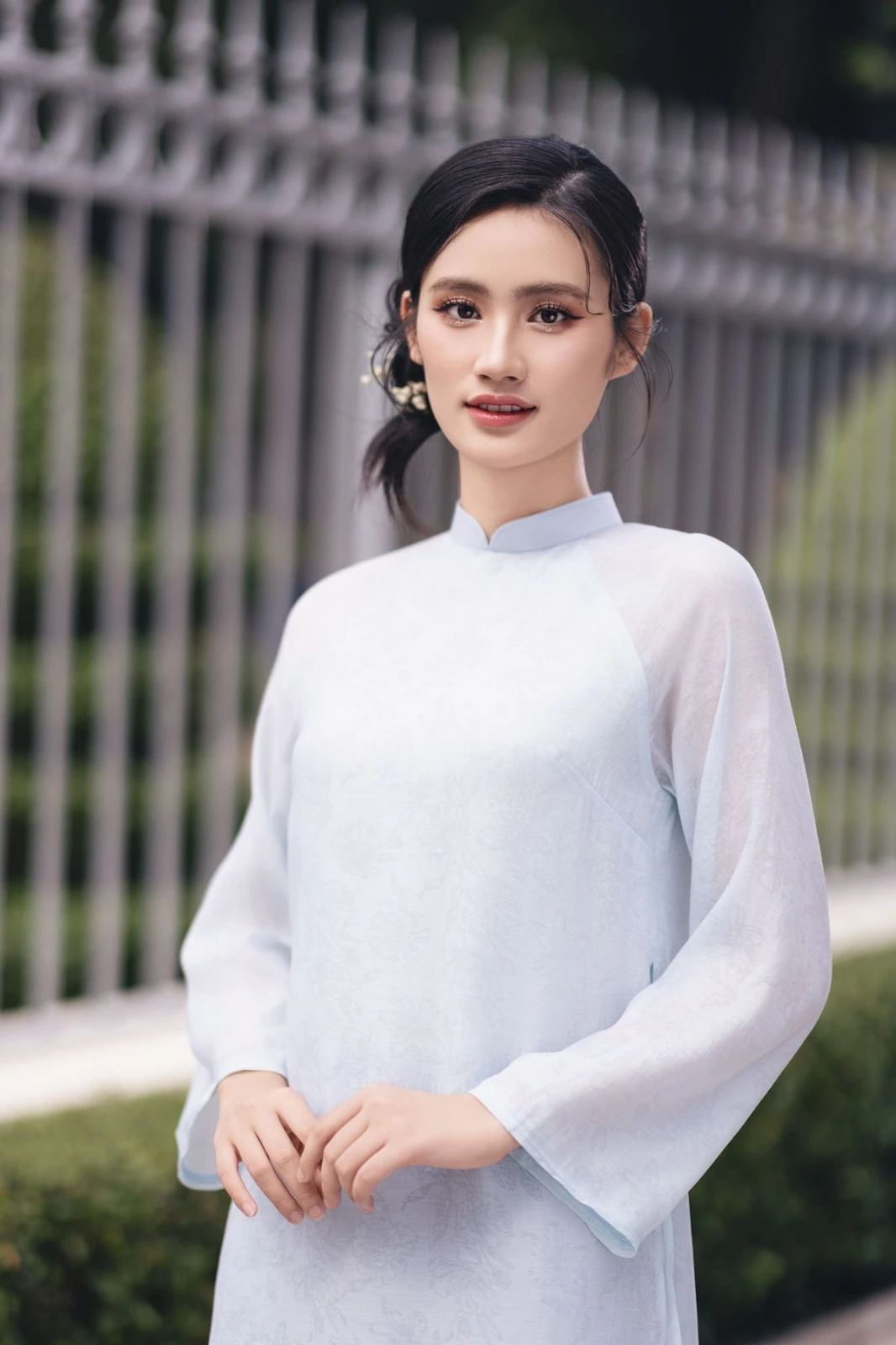 Ý Nhi lên trang chủ Miss World, 10 tiếng chỉ có 100 theo dõi, nguy cơ out top? - Hình 6