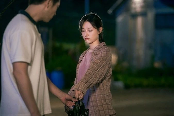 Son Suk Koo săn ngoan xinh yêu hơn 42 tuổi trên màn ảnh, profile nét cỡ nào? - Hình 3