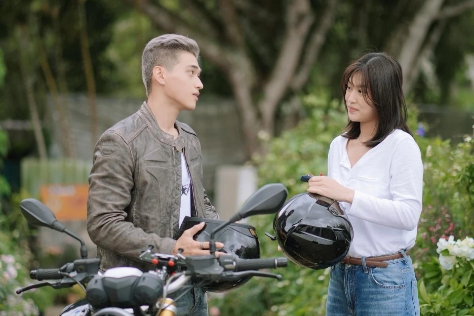Thu Trang soán ngôi Trấn Thành một cách khó tin, cuộc chiến phòng vé càng căng - Hình 4