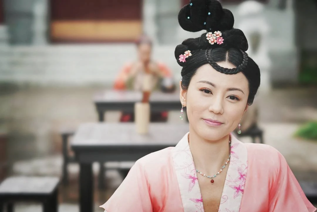 Lưu Tâm Du: Nữ chính Thâm Cung Kế, 42 tuổi mới lấy chồng, giải nghệ vì 1 lý do - Hình 3