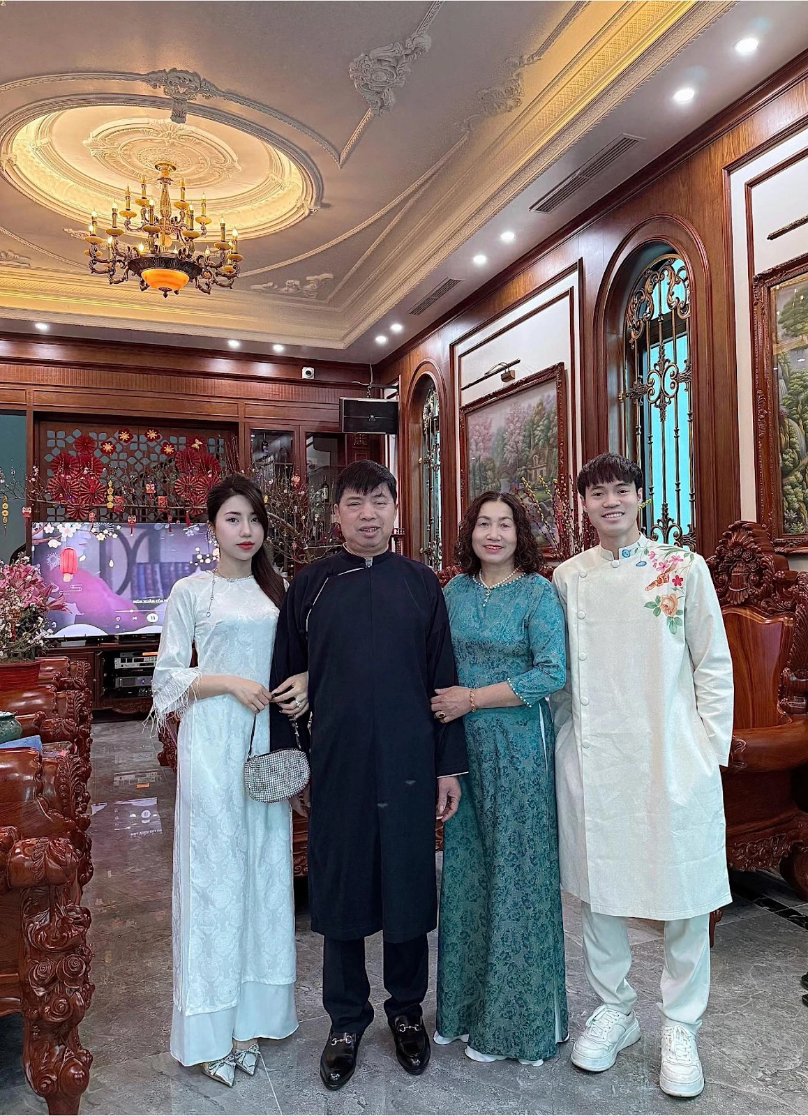 Văn Toàn nhập hội đập hộp mù, cái kết chấn động, Hòa Minzy tiết lộ điều sốc - Hình 4
