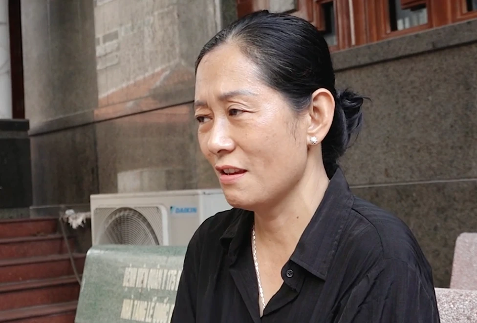 Quý Bình sợ gia đình không ai lo, chị gái kể điều sốc, vợ liền hứa làm 1 việc - Hình 4