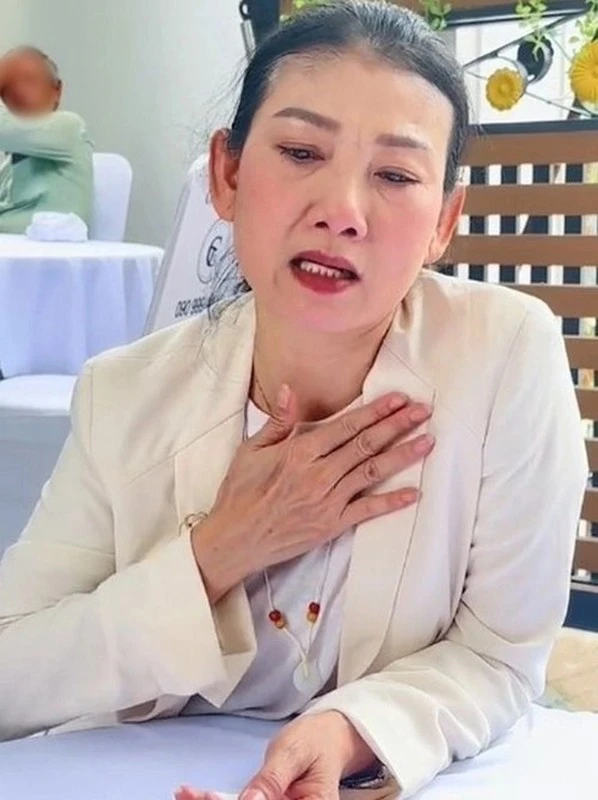 Quý Bình ra đi không yên, nữ NSND bị nói cố tình quay clip khâm liệm xin lỗi - Hình 2
