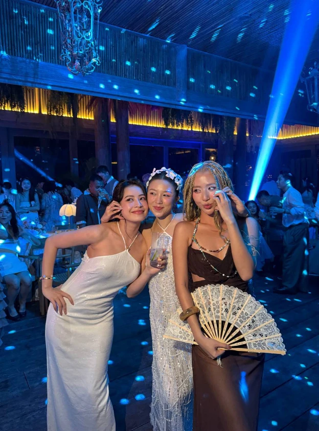 Salim từ nữ chính bỗng hóa nữ phụ bất đắc dĩ trong đám cưới của chính mình - Hình 2