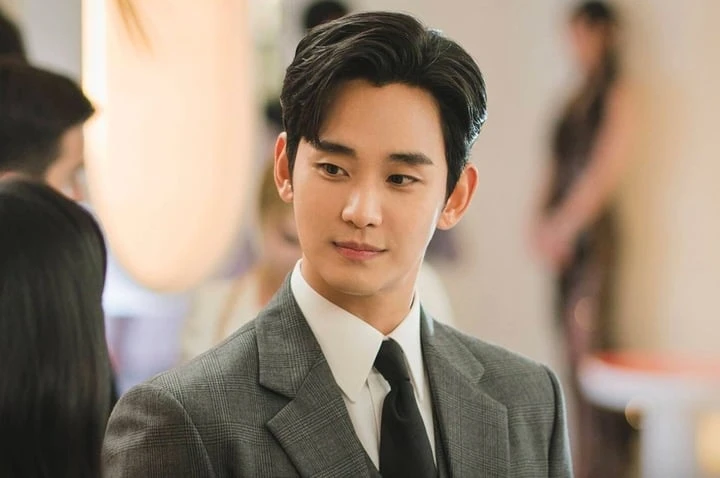 Kim Soo Hyun: Từ người mẫu nộ.i y đến ông hoàng cát-sê và thần tượng sụp đổ - Hình 6