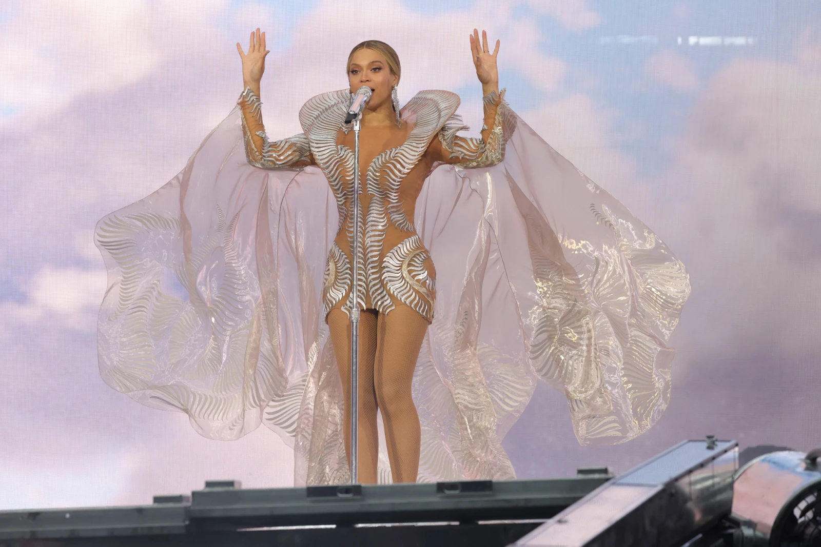 Beyoncé thắng Grammy vẫn flop, vé concert ế, không ai thèm mua, giải nghệ? - Hình 4