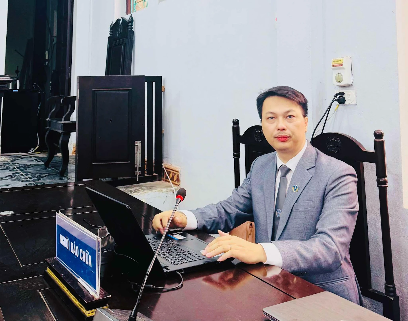 Quang Linh Vlog ăn biên bản vì họp báo chui, liền tuyên bố giải nghệ - Hình 6