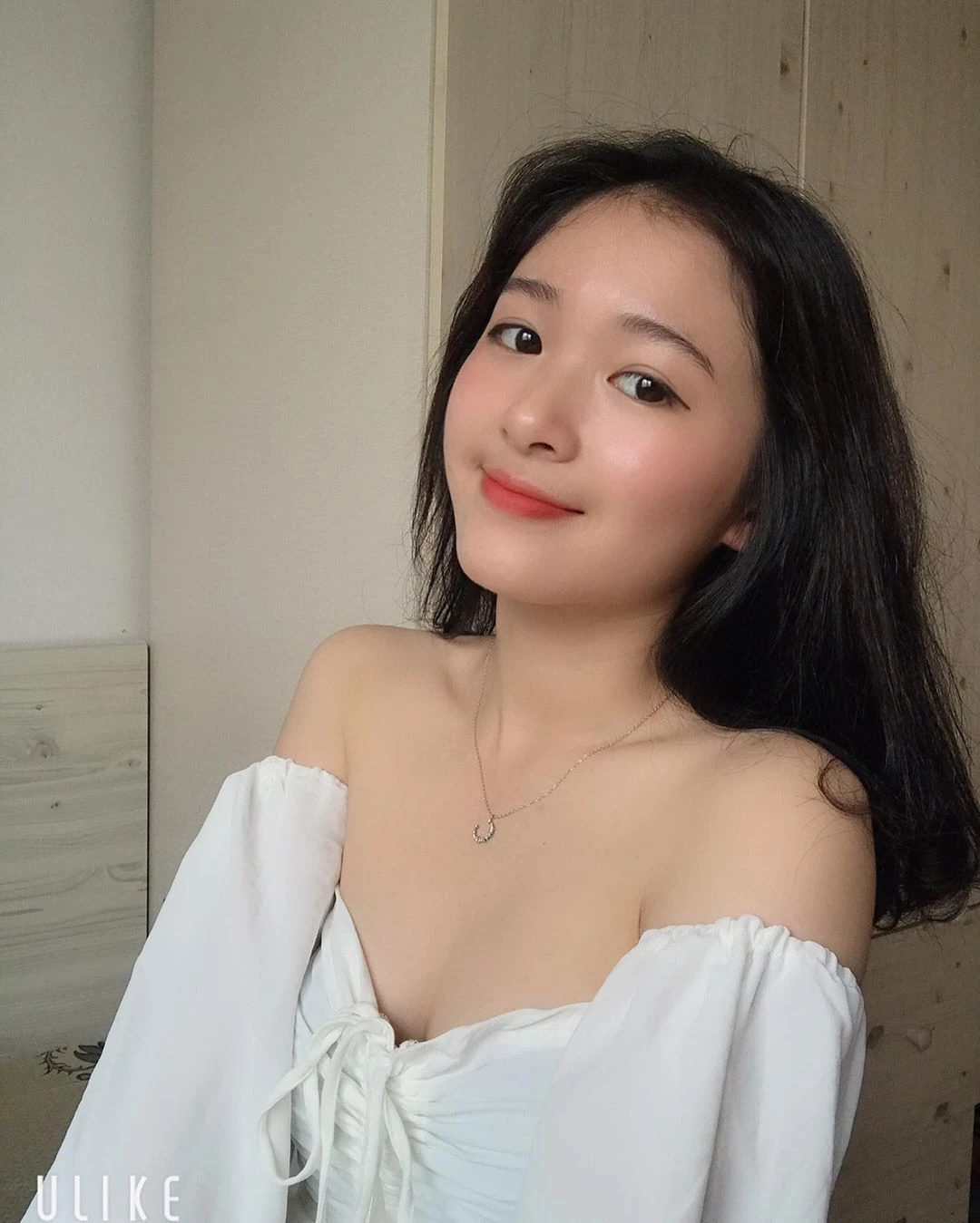 Kim Chung Phan: Tiktoker 1,9 triệu follow, người yêu game thủ ADC, visual gây mê - Hình 11