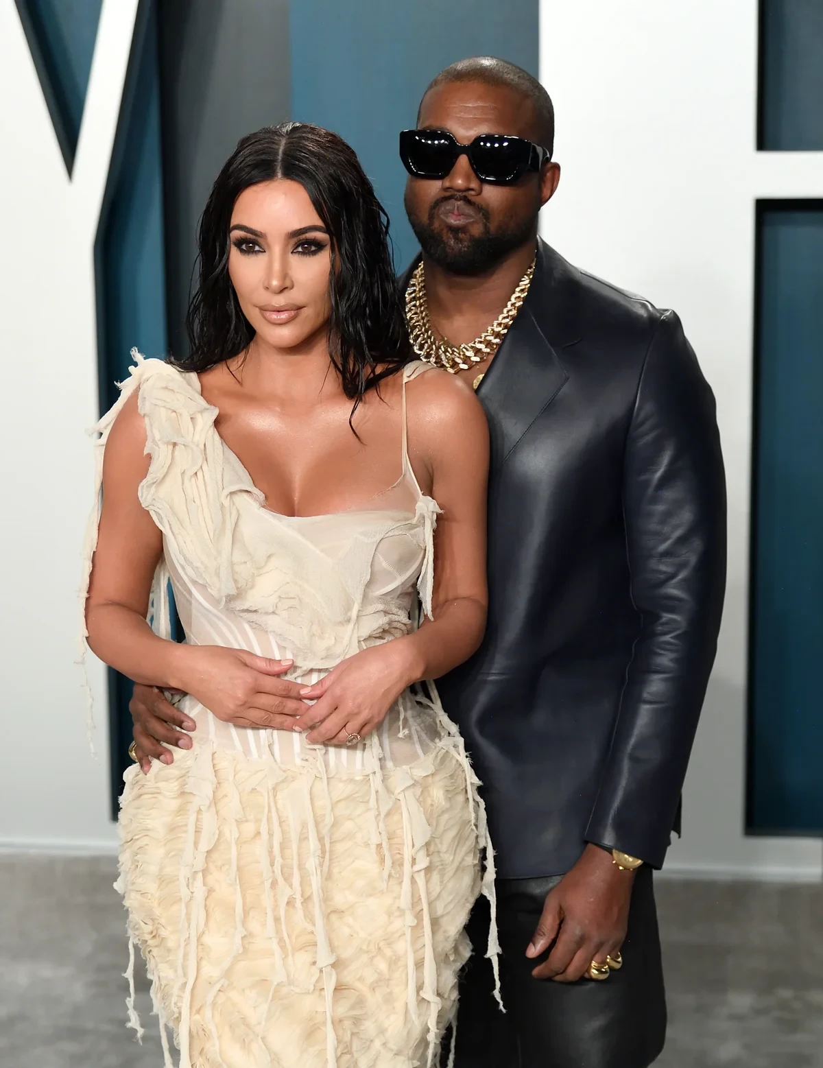 Kanye West để con gái 10 tuổi hát với Diddy, vợ cũ phản đối liền bị mắng tơi tả - Hình 4