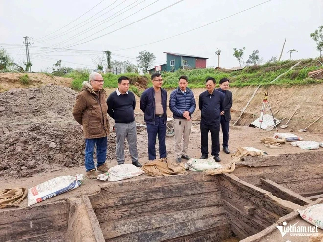 Bắc Ninh: Đào ao thả cá, người dân phát hiện dị vật, hé lộ bí ẩn kinh thành xưa - Hình 1