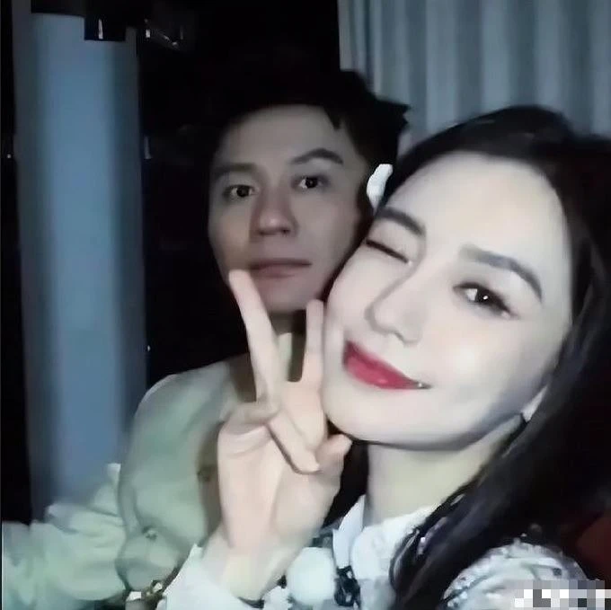 Huỳnh Hiểu Minh đón con gái, Angelababy liền yêu Lý Thần chọc tức chồng cũ - Hình 3