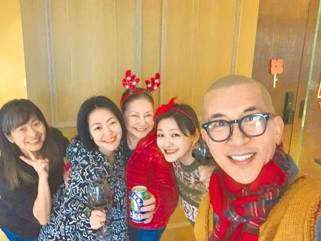 Lộ diện người thừa kế tài sản trăm tỷ của Từ Hy Viên, chồng Hàn lật kèo gây sốc - Hình 2