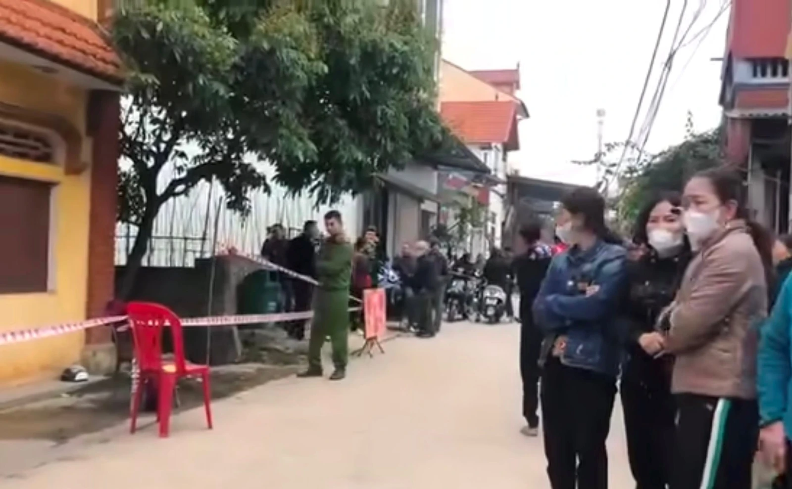 Vụ cháu trai thuê bạn xuống tay với bà nội: Chủ tịch xã tiết lộ sốc về kẻ gây án - Hình 2