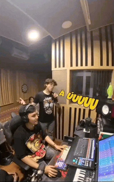 Không thể nhận ra Noo Phước Thịnh trong bộ dạng này - Hình 1