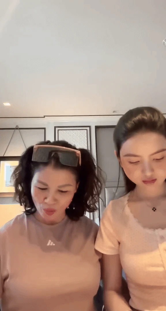 Chu Thanh Huyền muốn Quang Hải ngày đi đá bóng, tối về livestream phụ vợ kiếm tiền - Hình 2