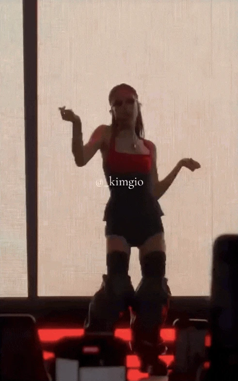 Jennie chỉ lười nhảy khi hoạt động cùng BLACKPINK - Hình 5