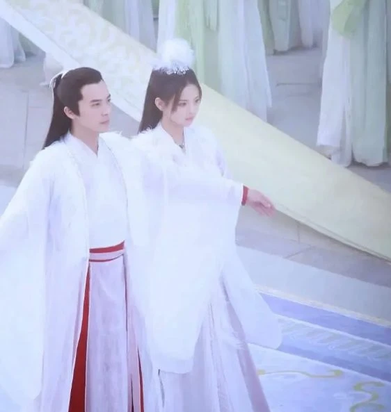Phó Tinh: Idol lấn sân đè bẹp Dương Siêu Việt, CĐM đẩy thuyền với Trần Đô Linh - Hình 6
