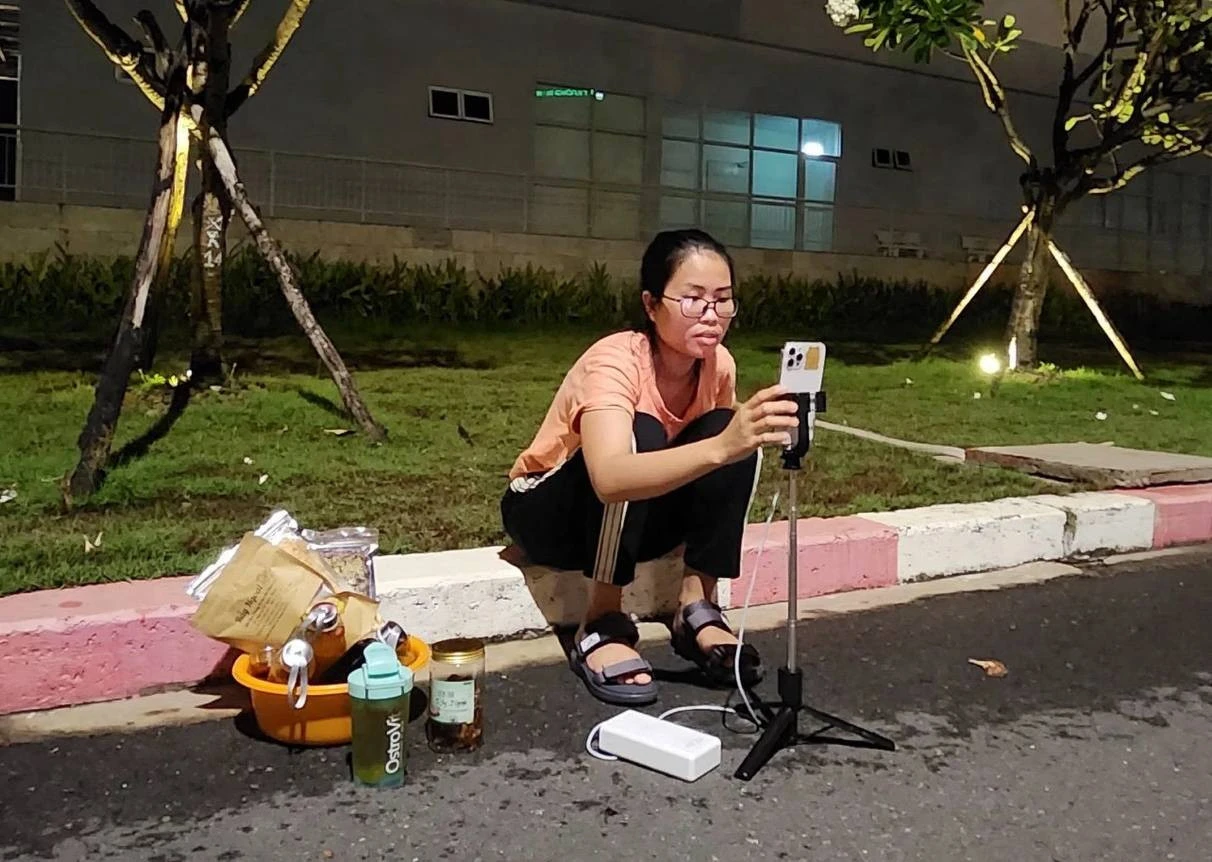 Mẹ Bắp lộ diện, nhân vật anh rể xuất hiện, nghi giúp em vợ giữ tiền? - Hình 6