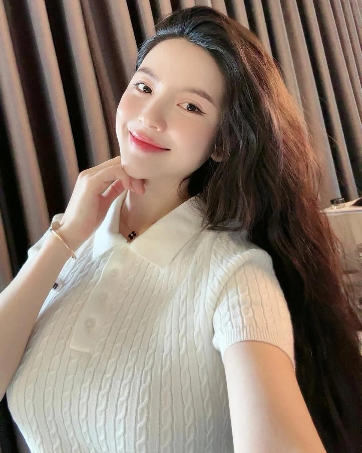 Vợ Quang Hải được minh oan vụ làm quán hát, cô gái trong clip tiết lộ bất ngờ - Hình 7