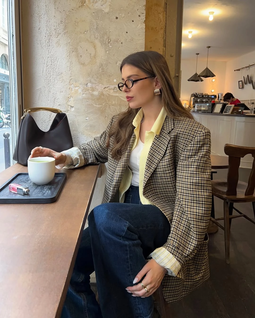 Áo blazer, quần jeans và váy dài - vẻ đẹp sang trọng vượt thời gian - Hình 3