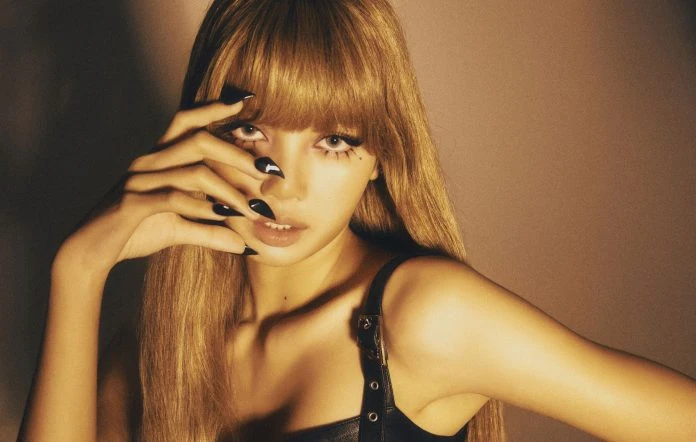 Lisa - Jennie song kiếm hợp bích thống trị BXH, dẫn đầu Kpop vào top toàn cầu - Hình 3