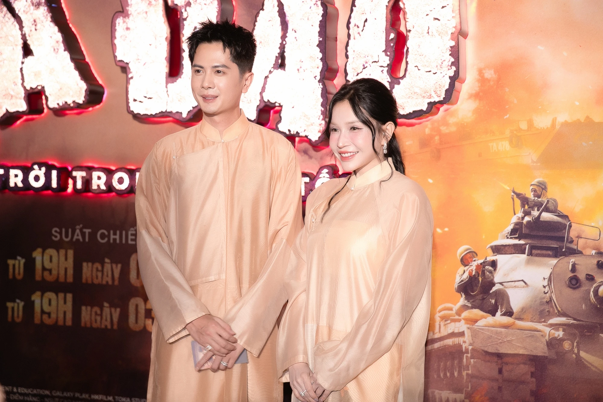Thảm đỏ hot nhất hôm nay: Lưu Diệc Phi bản Việt đẹp phát sáng, 1 mỹ nhân gây sốt vì sang chảnh hơn cả minh tinh xứ Hàn - Hình 13