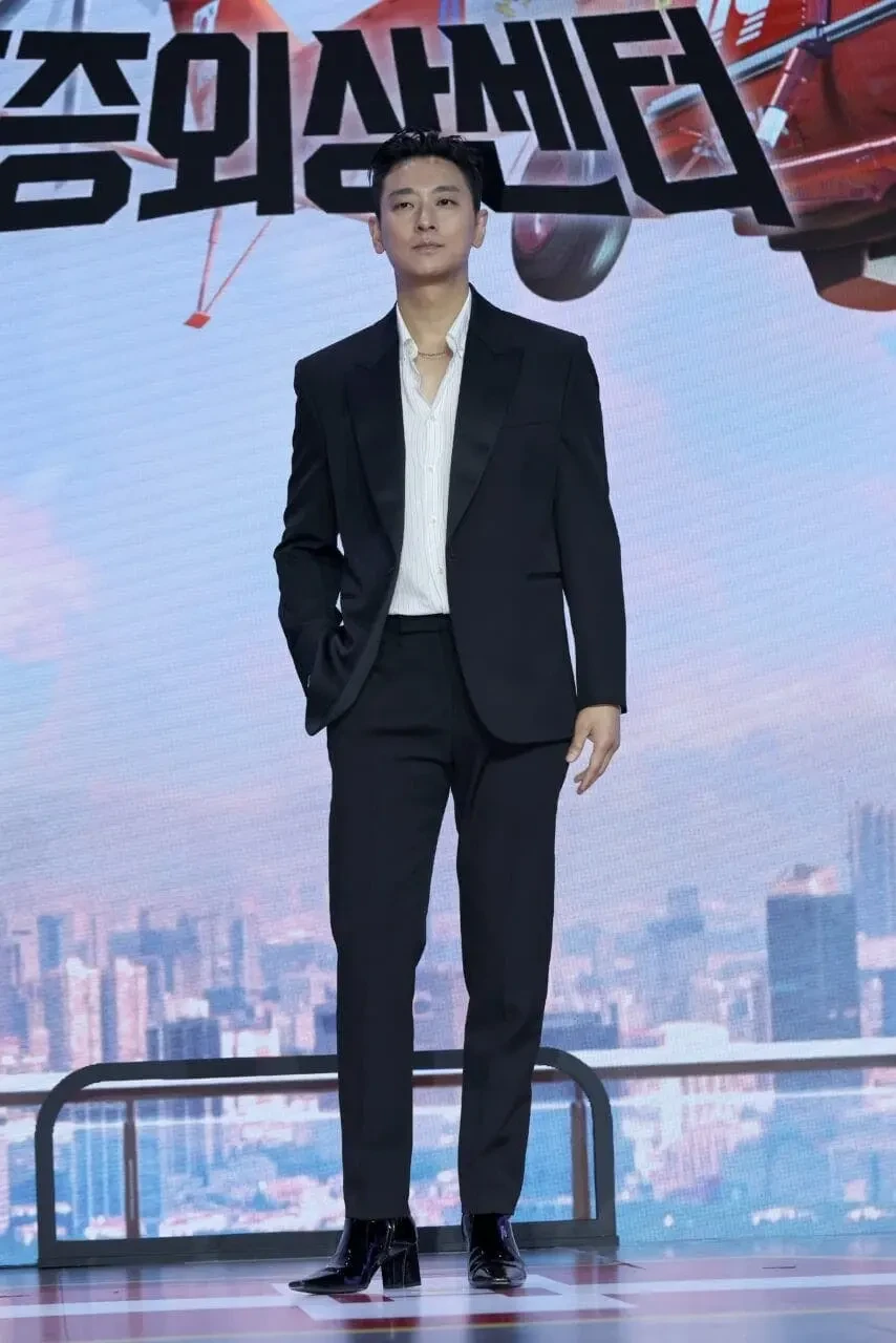 Joo Ji Hoon thái tử vạn người mê tới bác sĩ điên khiến MXH phát cuồng là ai? - Hình 6
