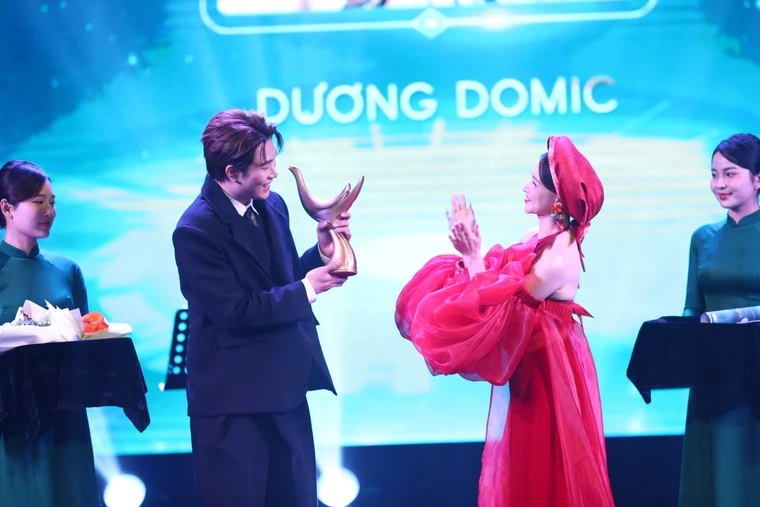 Dương Domic thắng lớn tại Cống hiến, phát biểu nghẹn ngào, SOOBIN lập hat-trick - Hình 4