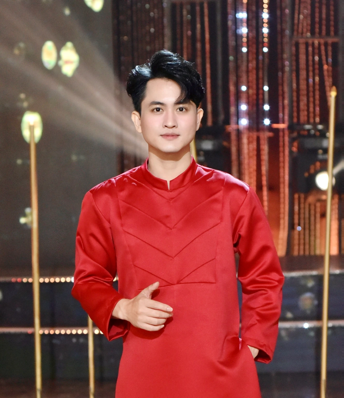 Văn Hương - Giọng ca quê hương buồn bẩm sinh, dám nghĩ dám làm vì đam mê - Hình 5