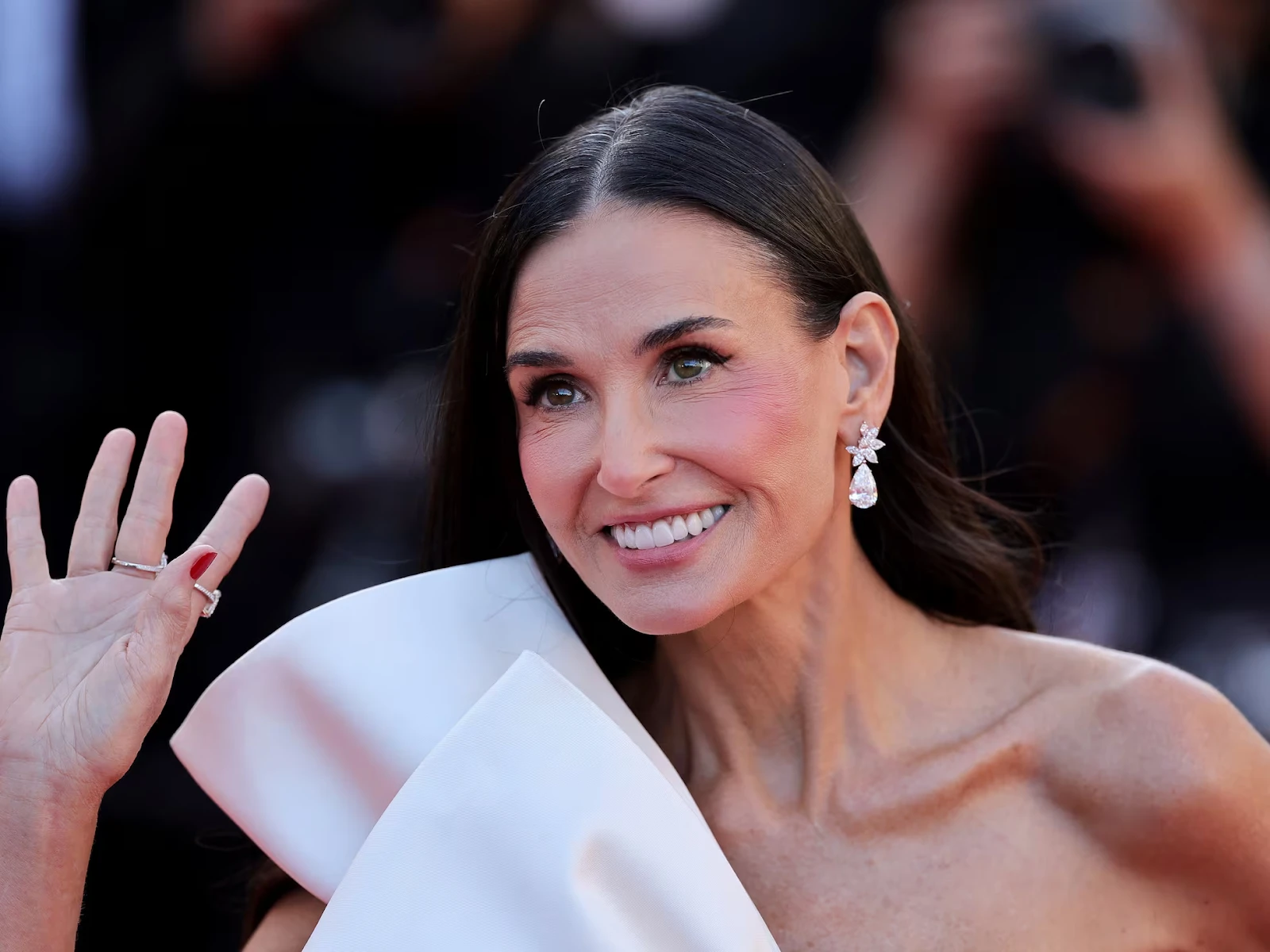Demi Moore: 2 lần ở đỉnh danh vọng, biểu tượng nhan sắc lẫn diễn xuất hollywood - Hình 5