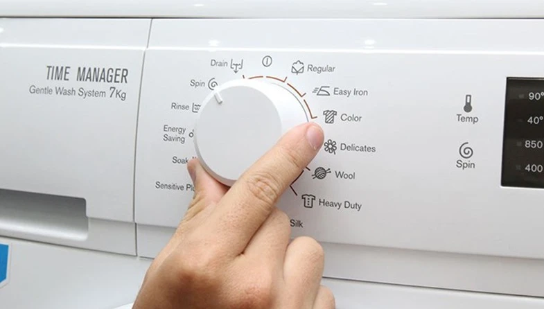 Rắc 1 nắm muối trắng vào máy giặt, tưởng nghịch dại ai ngờ hiệu quả hơn cả vàng mười - Hình 5