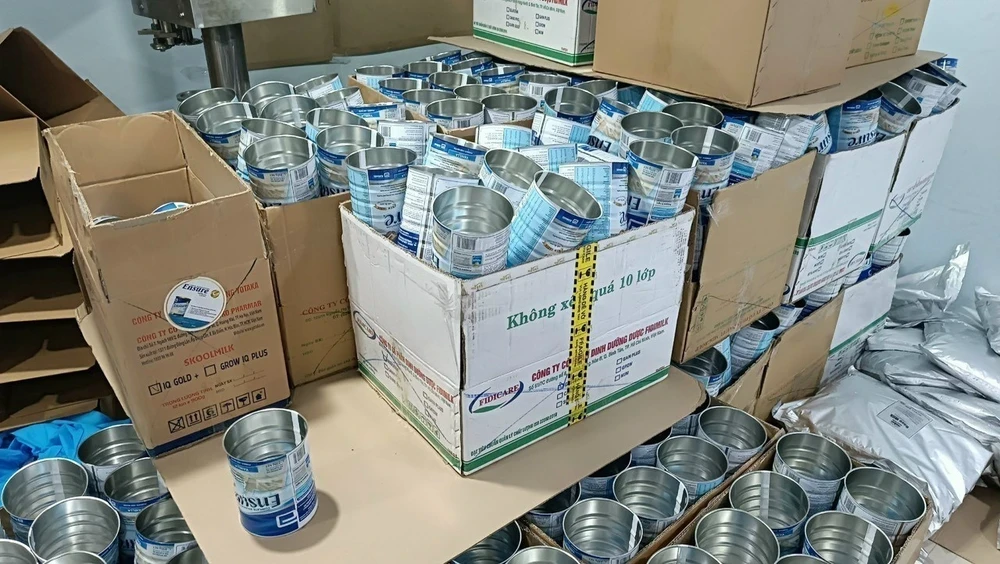 Phanh phui ông trùm điều hành 9 công ty sản xuất sữa giả, luật sư nói rõ 1 điều - Hình 7