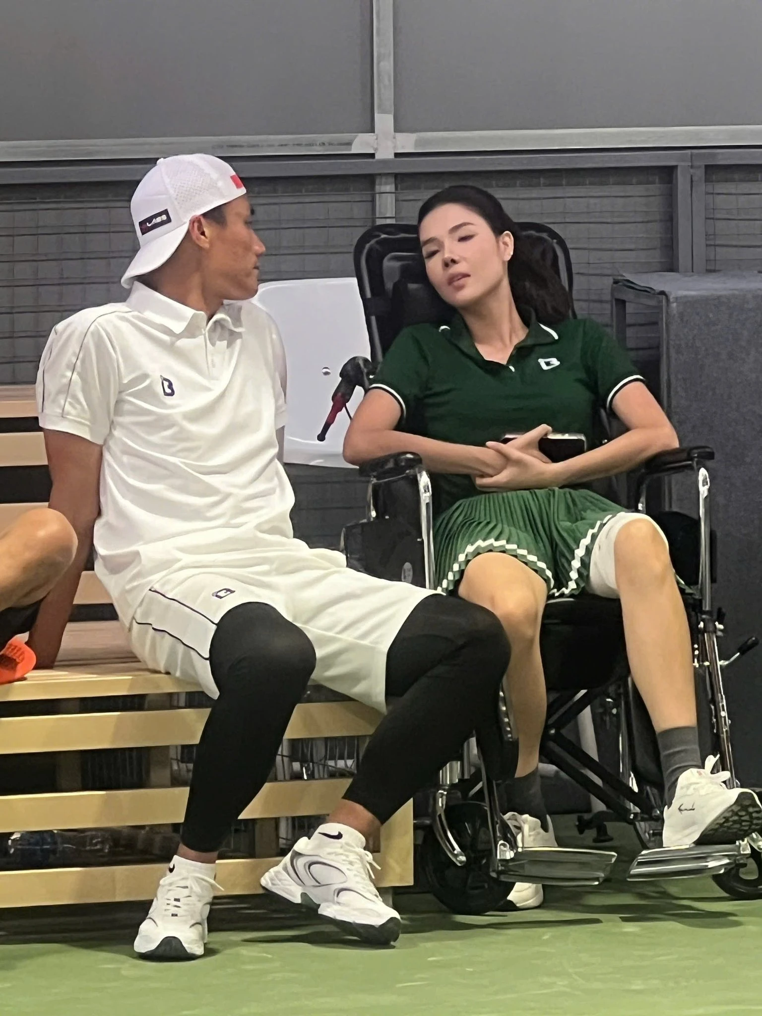 Sao nữ Vbiz lộ diện đau đớn hậu bị gãy xương đùi trên sân pickleball, sợ tái mặt khi làm 1 việc - Hình 7