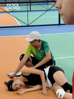 Sao nữ Vbiz lộ diện đau đớn hậu bị gãy xương đùi trên sân pickleball, sợ tái mặt khi làm 1 việc - Hình 4