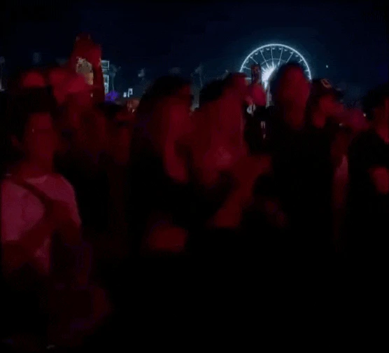 3 thành viên BLACKPINK hội tụ bùng nổ Coachella, Lisa công khai bạn trai trước bàn dân thiên hạ? - Hình 4