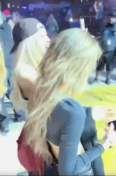 3 thành viên BLACKPINK hội tụ bùng nổ Coachella, Lisa công khai bạn trai trước bàn dân thiên hạ? - Hình 8