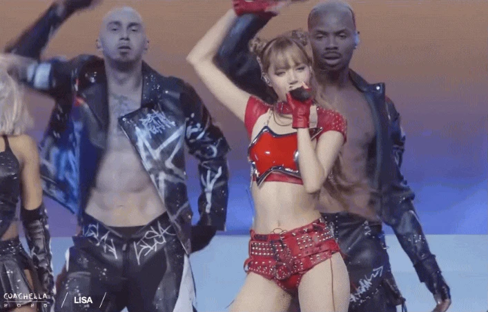 Vũ đạo 19 khiến Lisa bị chỉ trích bắt chước ca sĩ nhạc pop Mỹ rẻ tiền - Hình 3