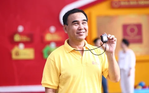 Chốt đơn số nhọ, diễn viên chính liên tục dính scandal, nữ chính nguy cơ đi tò - Hình 3