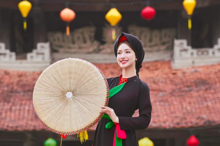 Hòa Minzy vinh dự gặp Chủ Tịch nước, Thủ tướng khen 1 điều với bà con - Hình 5