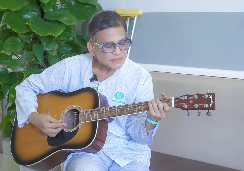 MC Thanh Bạch bật khóc nức nở kể lại ta.i nạ.n nghiêm trọng nhất đời - Hình 2