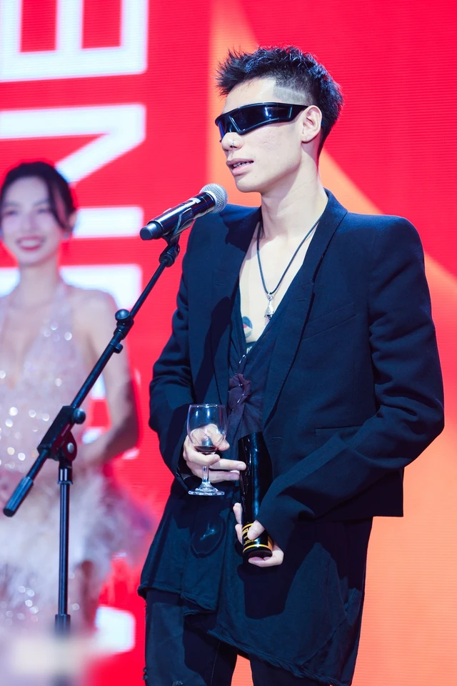 MCK: Rapper lắm tài nhiều scandal, ai cũng phải dè chừng, mới comeback - Hình 7