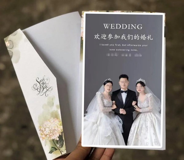 Độc lạ đám cưới: 1 rể 2 dâu, cảnh sát vào cuộc, lời giải thích gây hoang mang - Hình 1