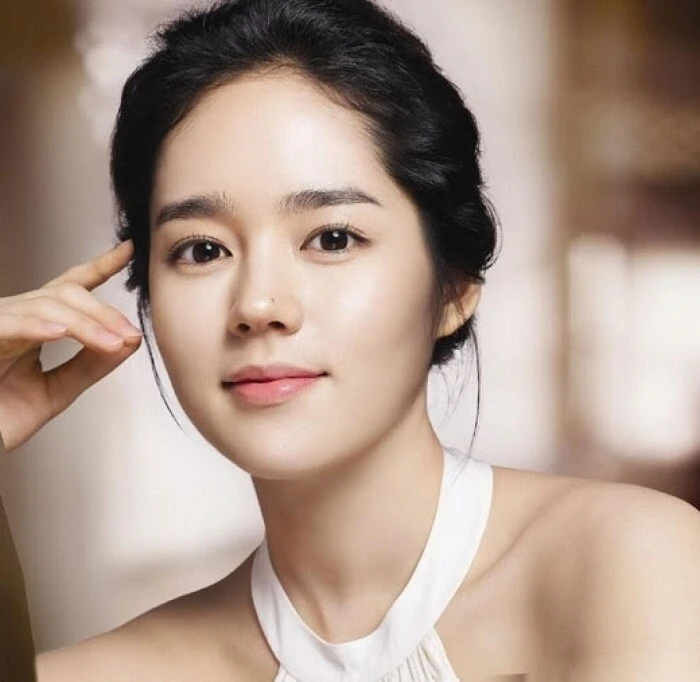 Han Ga In: 3s đổi đời, sự nghiệp thăng tiến thì về ở ẩn, U50 trở lại ngoạn mục - Hình 1