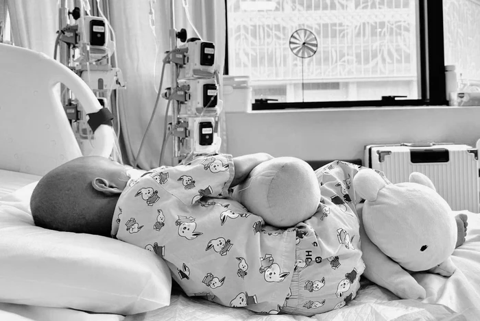 Mẹ Bắp nửa tỉnh nửa mê sau khi con trai qua đời, chính quyền phán câu sốc! - Hình 3