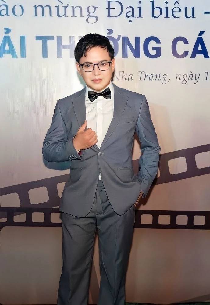 Trần Sang lộ diện sau 20 năm ở ẩn, bí mật gọi Hà Phương làm điều bất ngờ - Hình 4