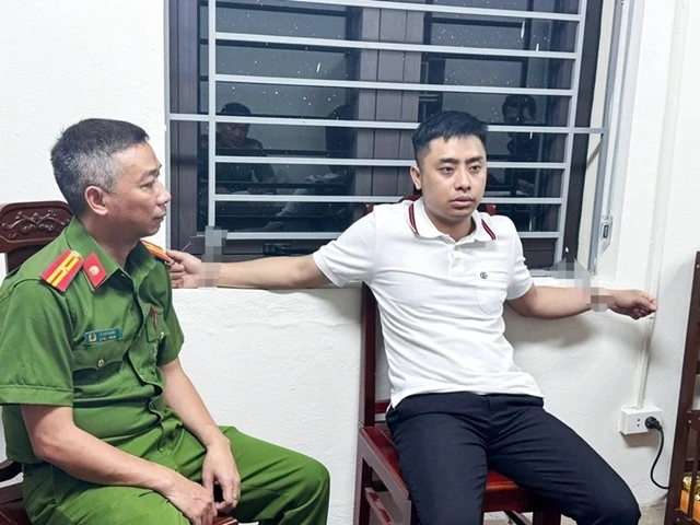 Kẻ bắ.n Thiếu tá Khải khai nhận lạnh người, bí mật bên trong nhà riêng gâ.y số.c - Hình 1