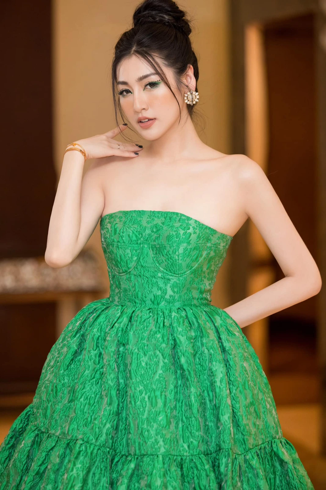 Dương Tú Anh liên tục suy nhược phải cấp cứu, ở ẩn lấy chồng giàu liệu có sướng! - Hình 6